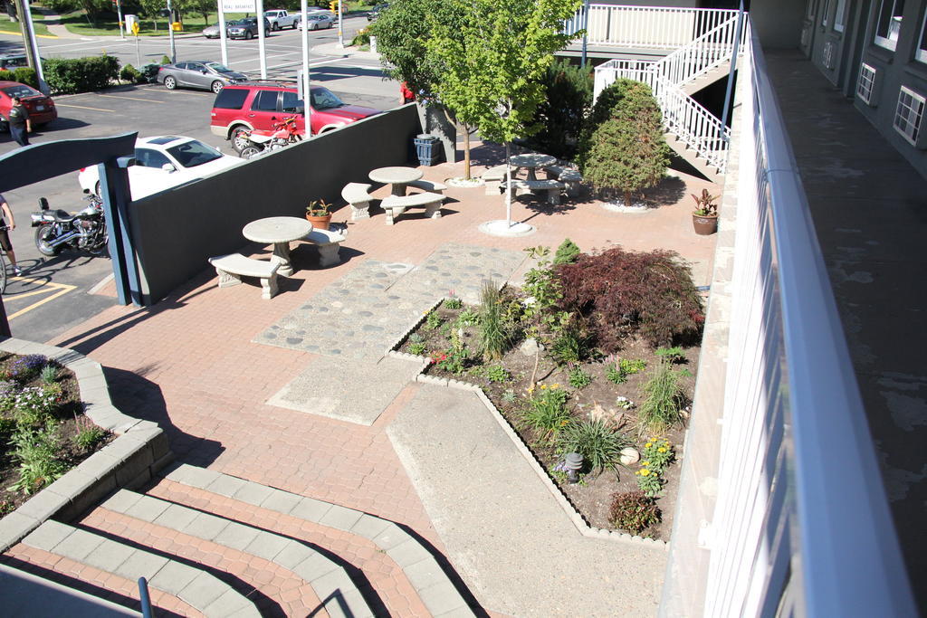 Travelodge By Wyndham Kamloops Exterior foto